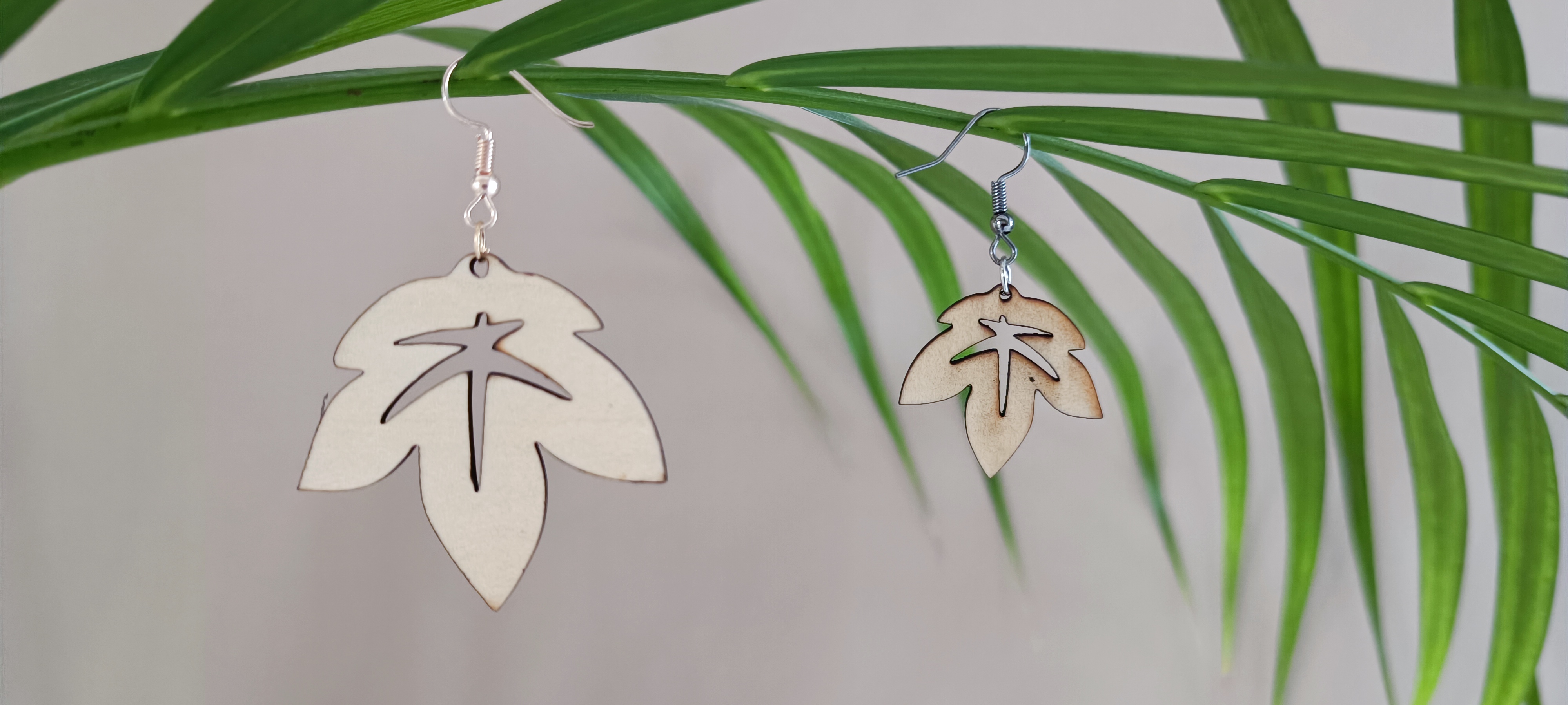 Boucles d'oreilles feuille en bois