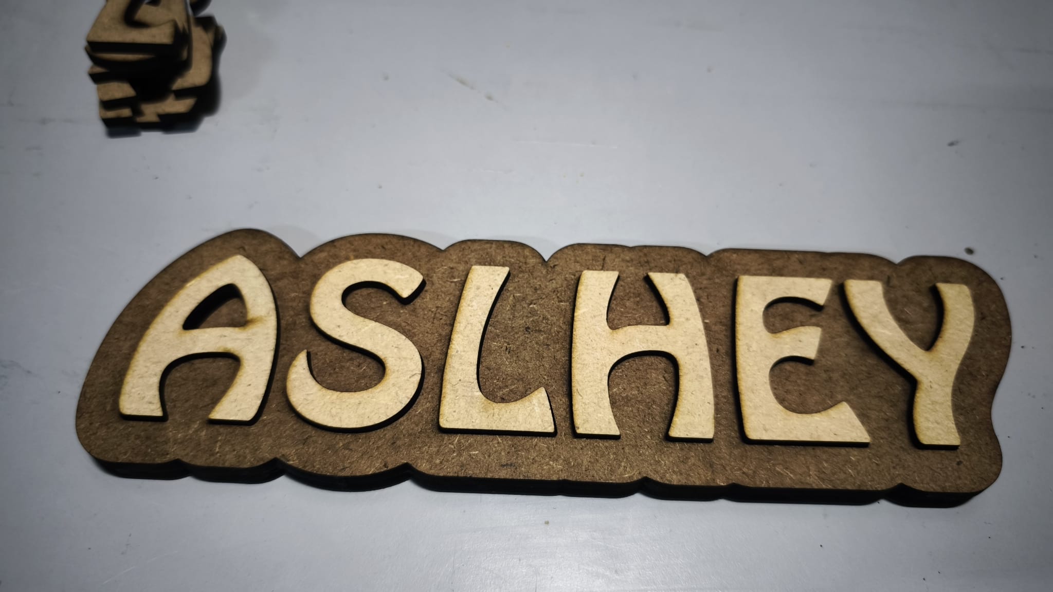 Puzzle de prénom en bois