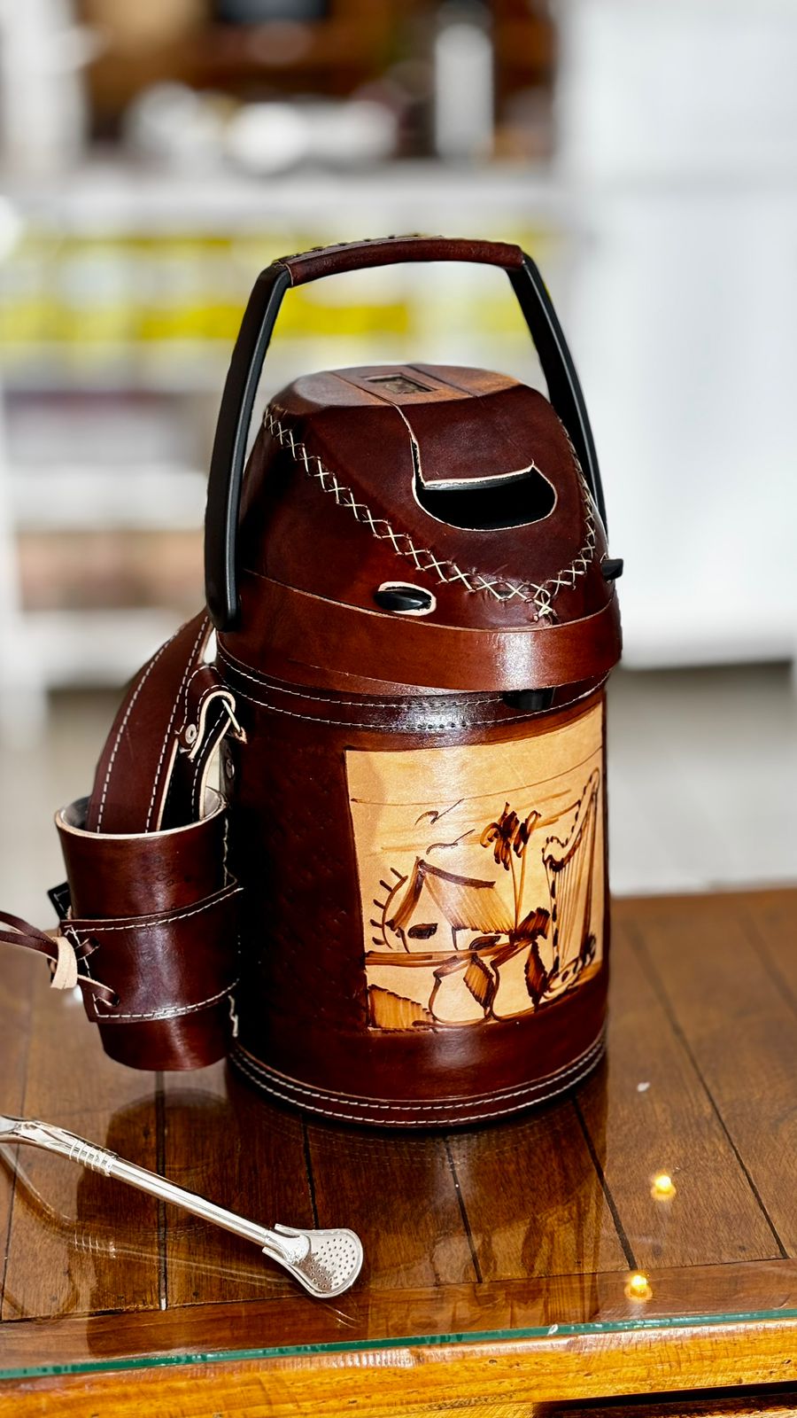 Térmicas de Terere Revestida em Couro