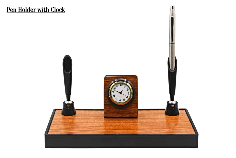 Pen Holder with Clock