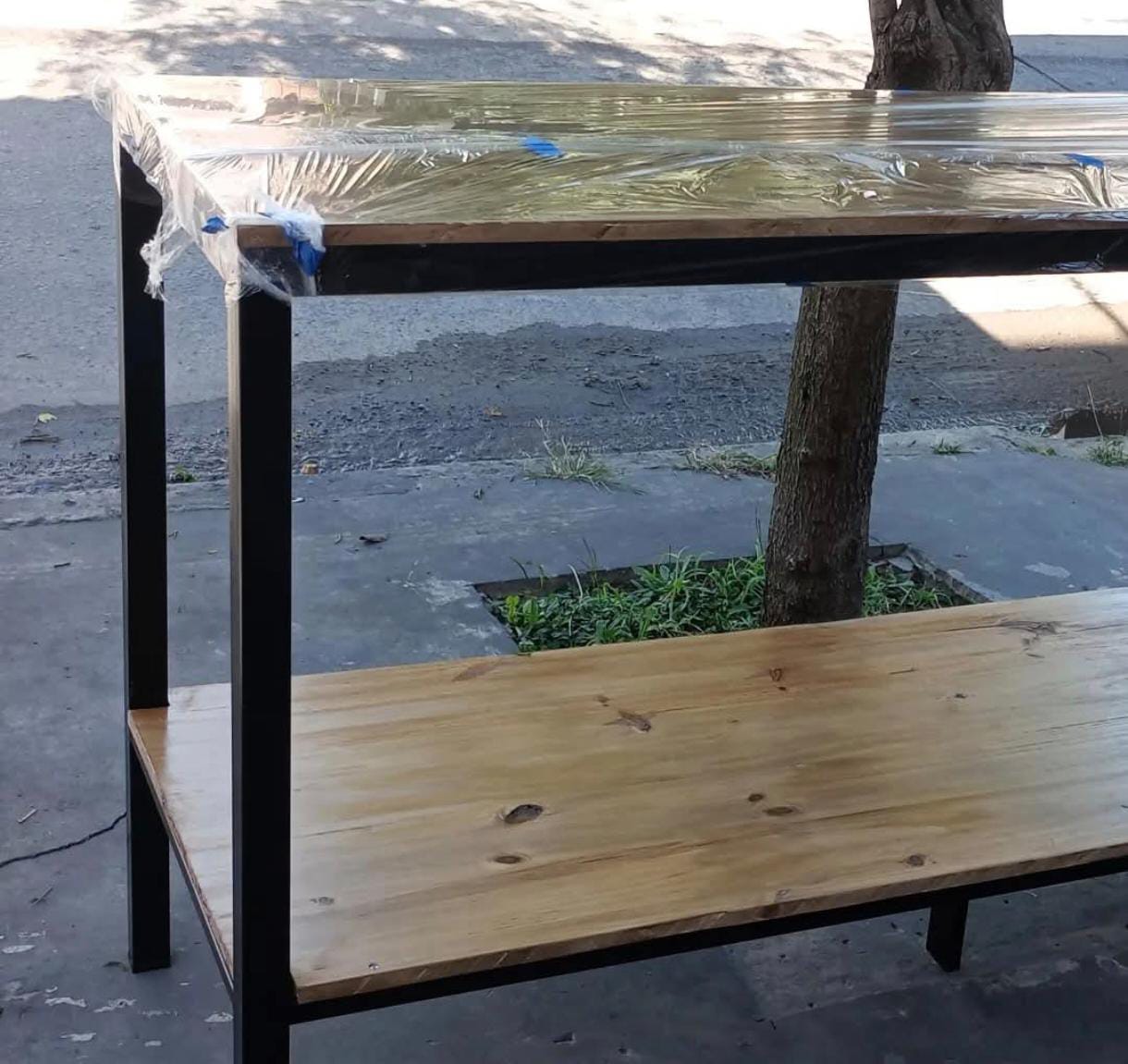 Mesa industrial de trabajo