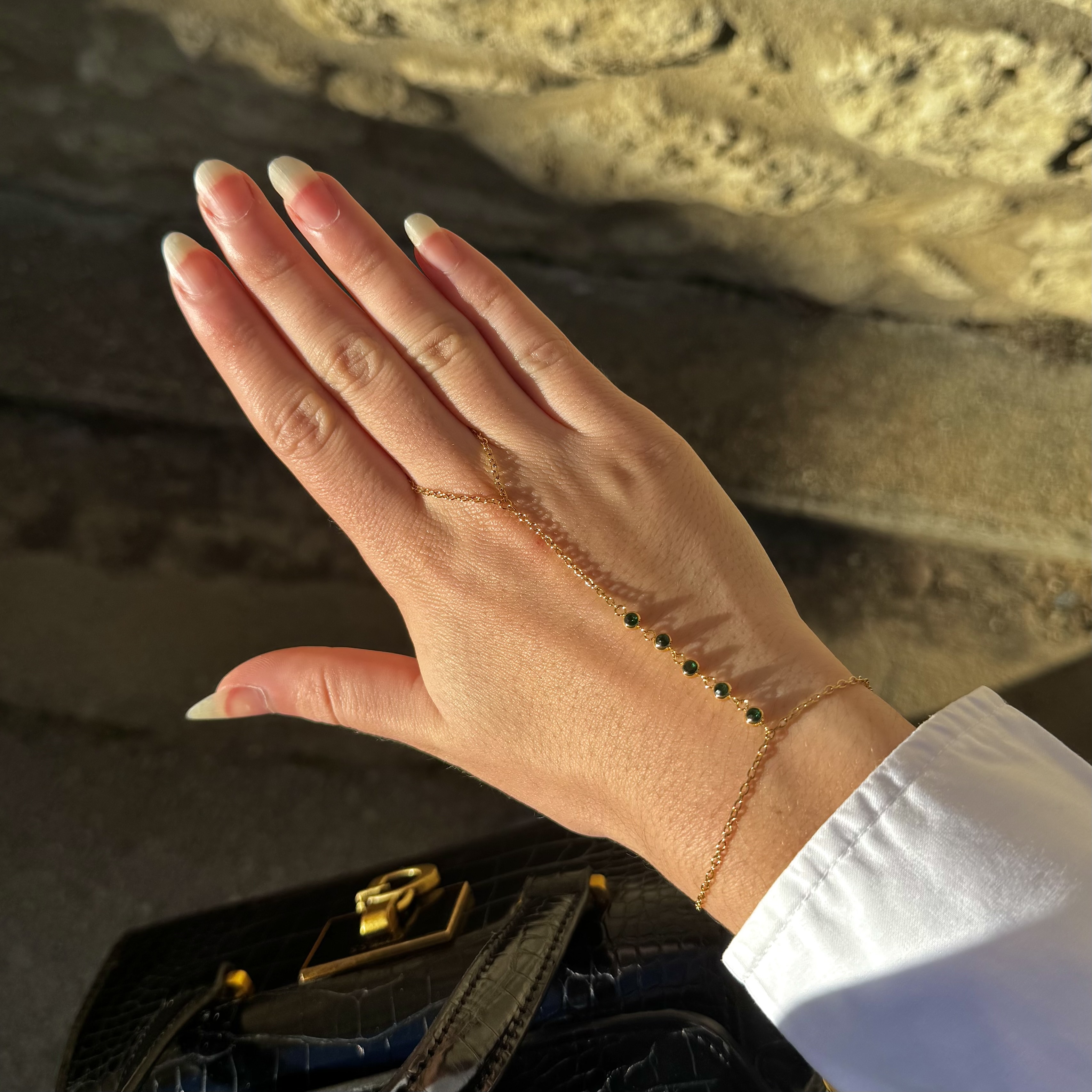 Chaîne de main "Emeraude"