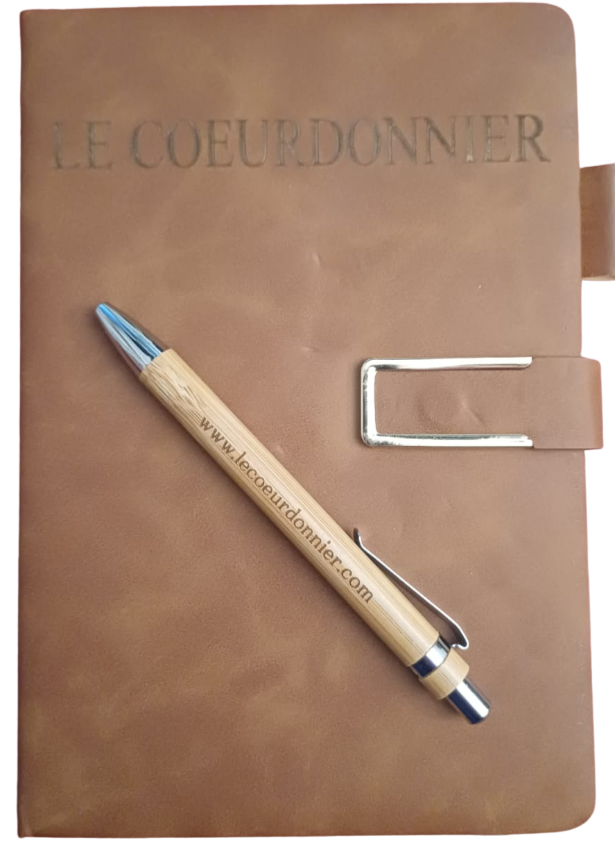 LE CARNET DU COEURDONNIER ET SON STYLO