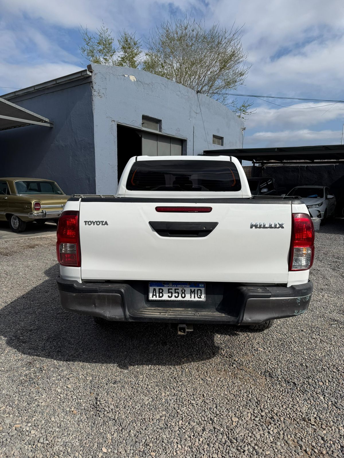 Toyota Hilux DX DC 4X4