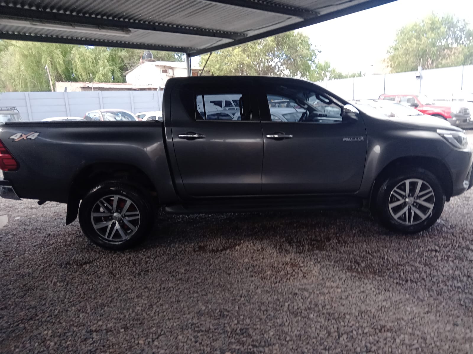 Toyota Hilux SRX AT 2018