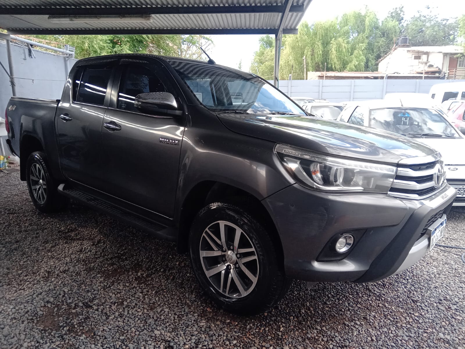Toyota Hilux SRX AT 2018