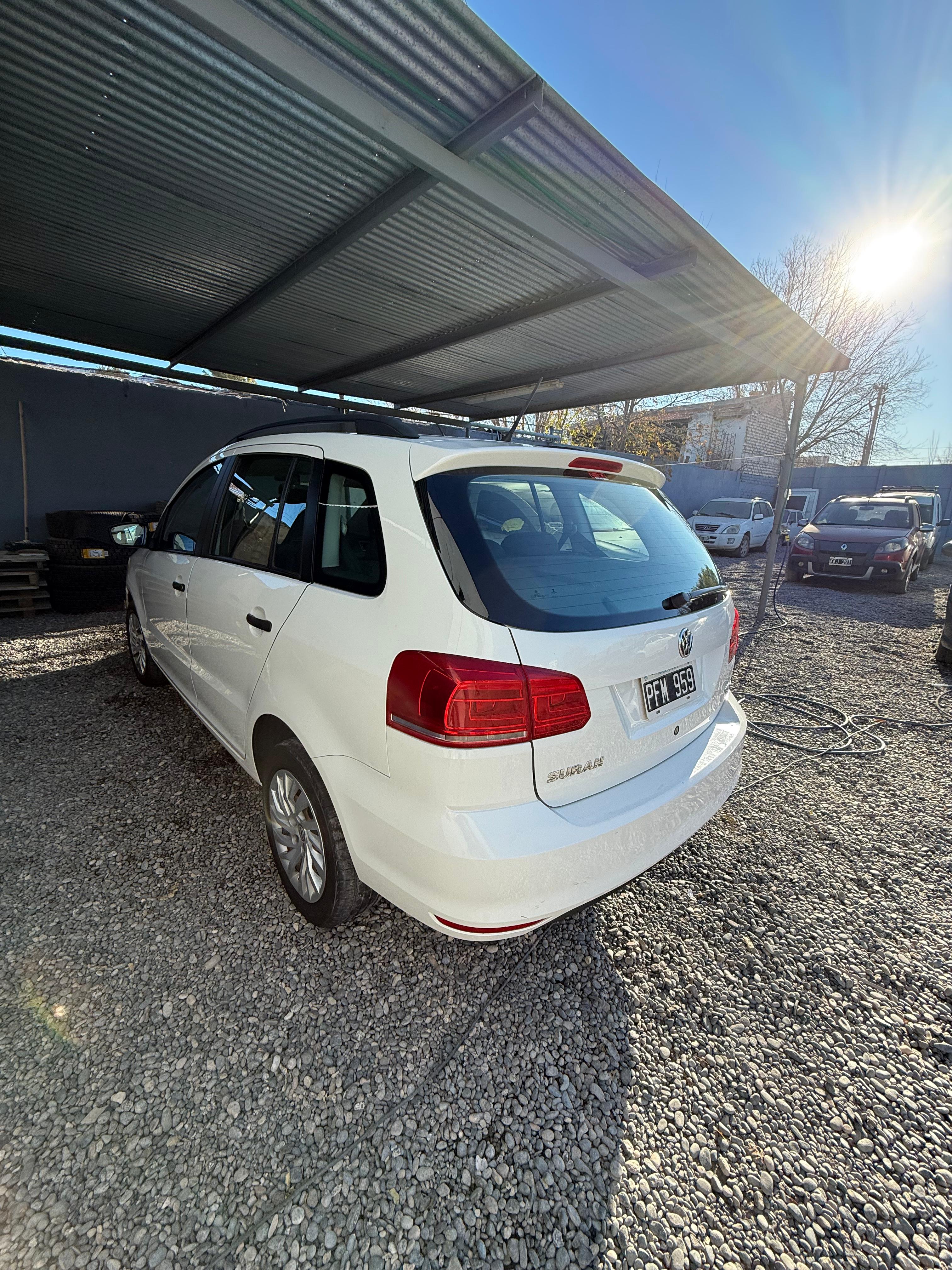 Volkswagen Suran