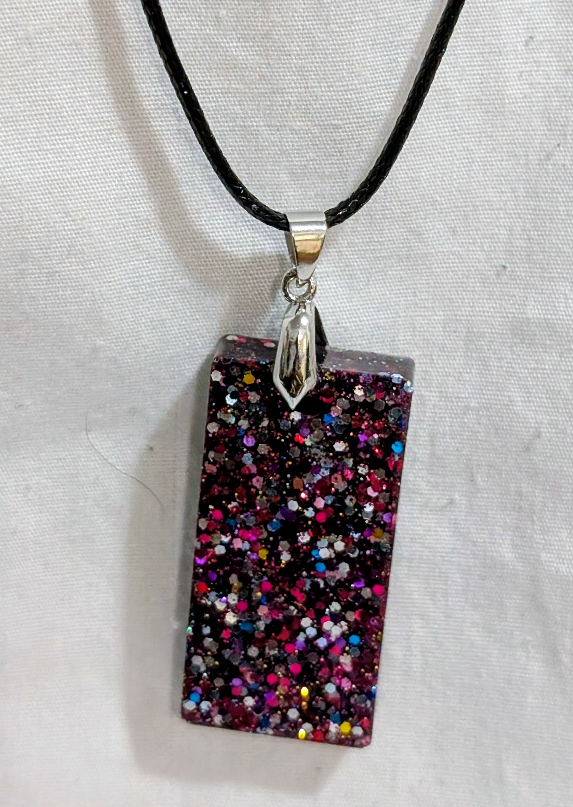 Colorful Glitter Pendant Necklace
