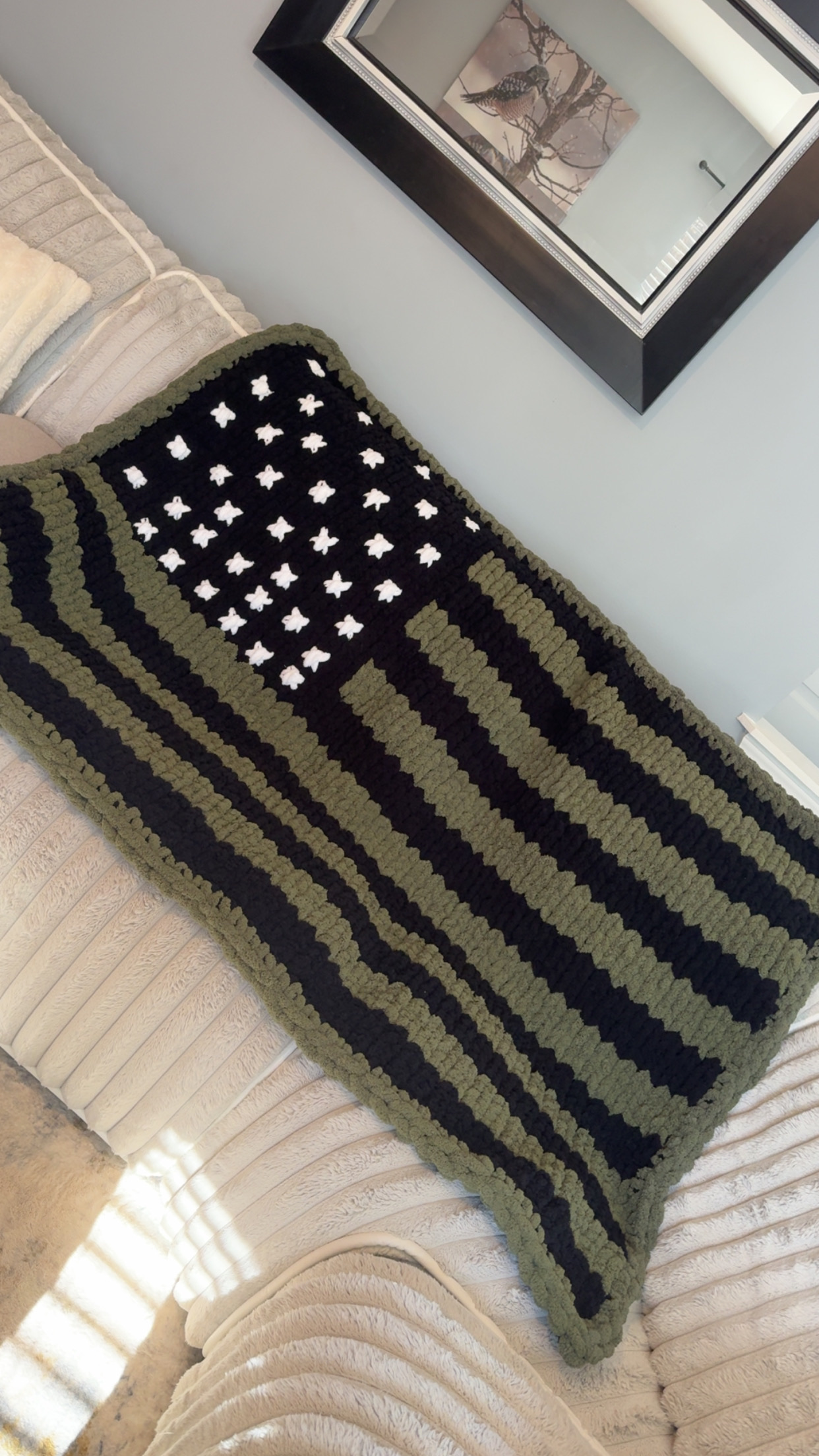 Medium Throw - 40"x60" - Luxurious Chunky Knit Blankets