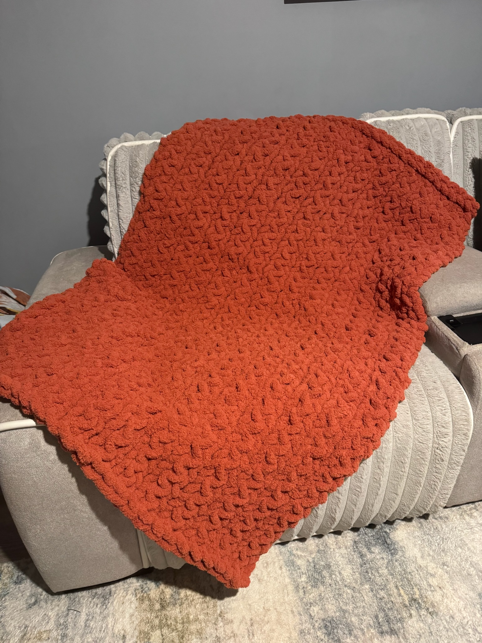 Medium Throw - 40"x60" - Luxurious Chunky Knit Blankets