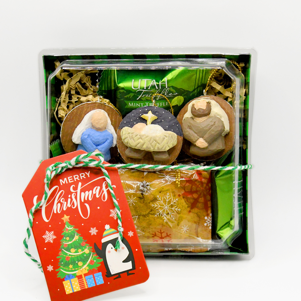 Nativity Carved Golf Ball Set & Treat Gift Box