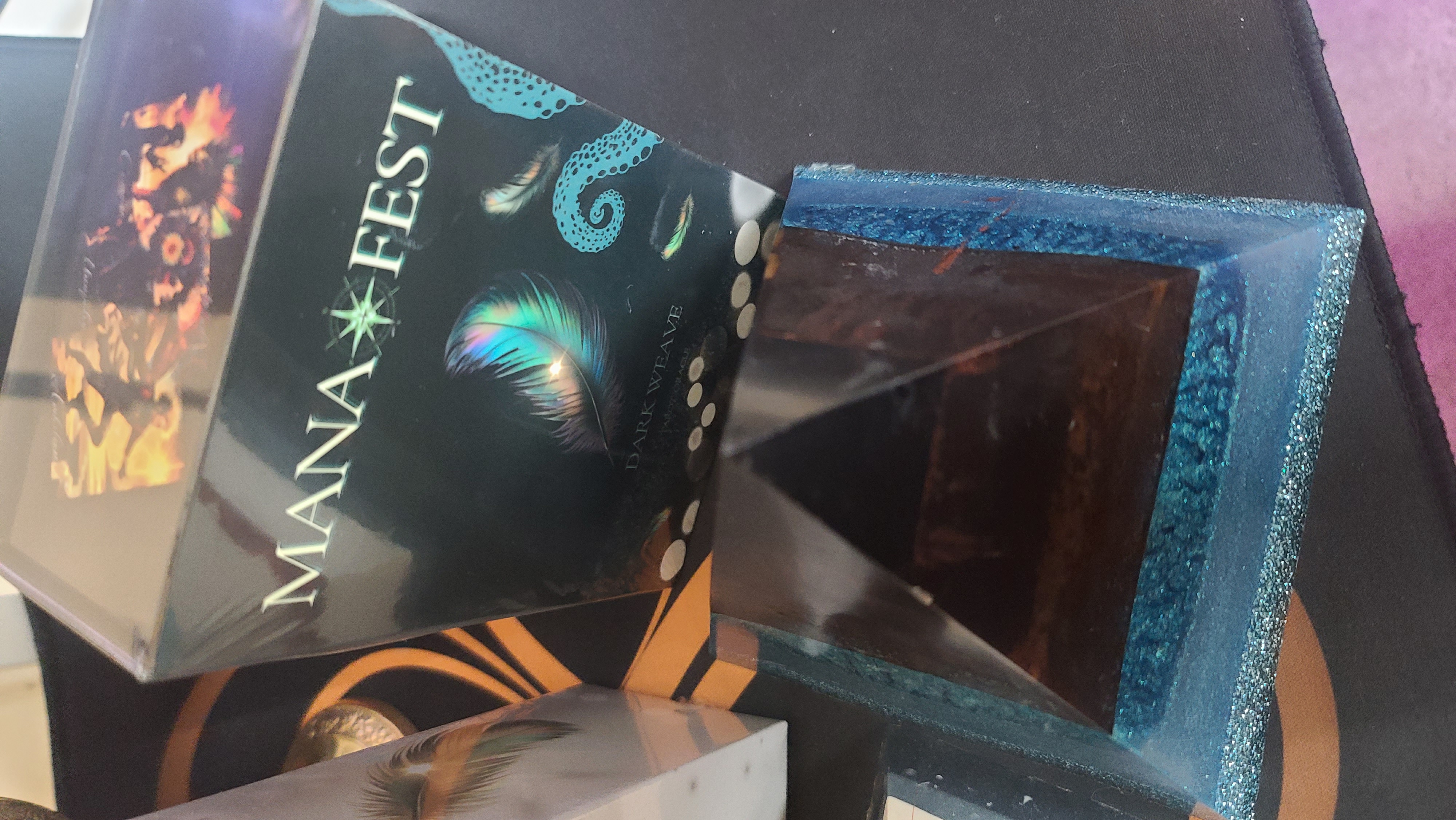 Dark Weave MANA-FEST Tarot-Oracle