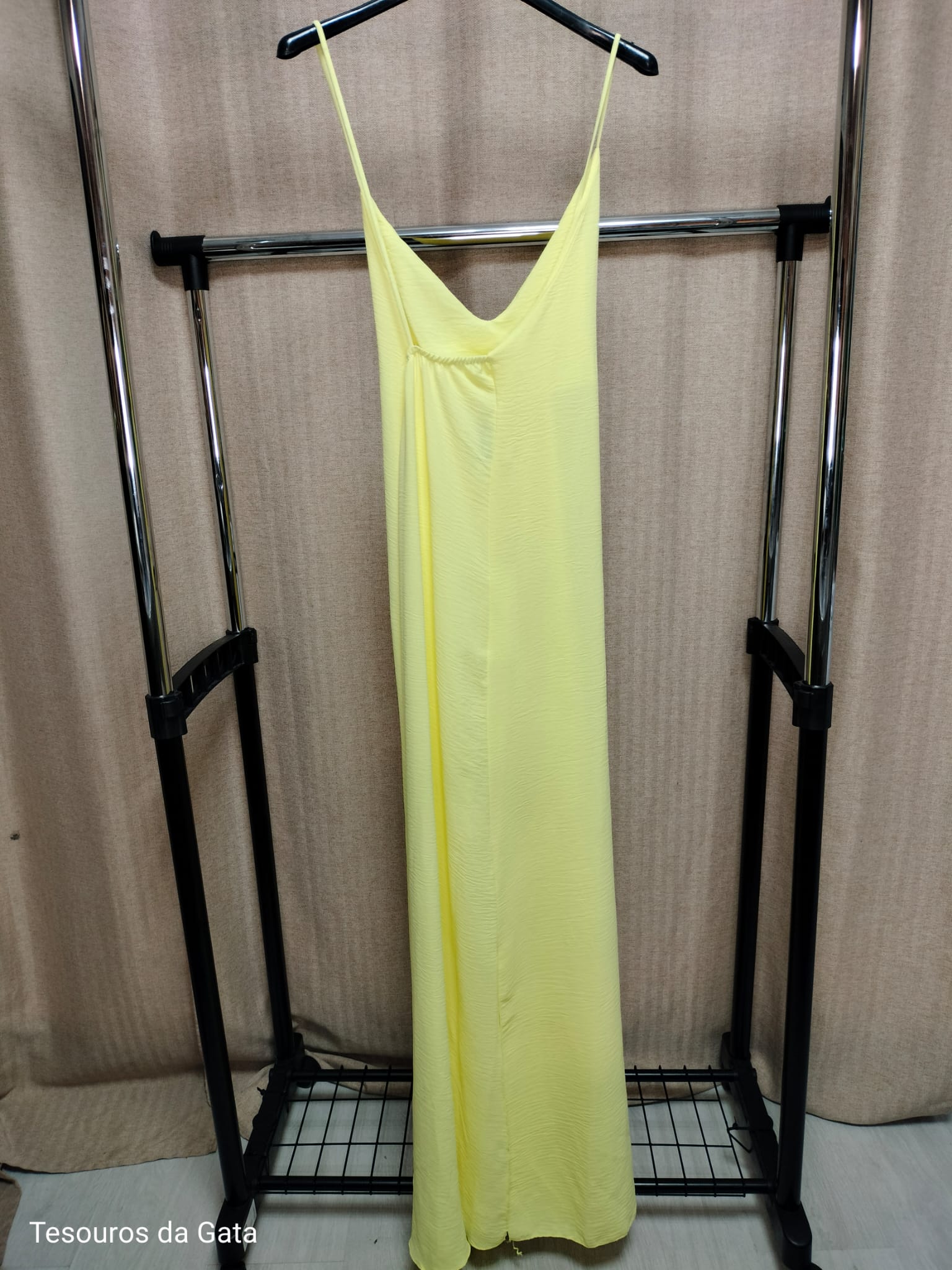Vestido longo amarelo