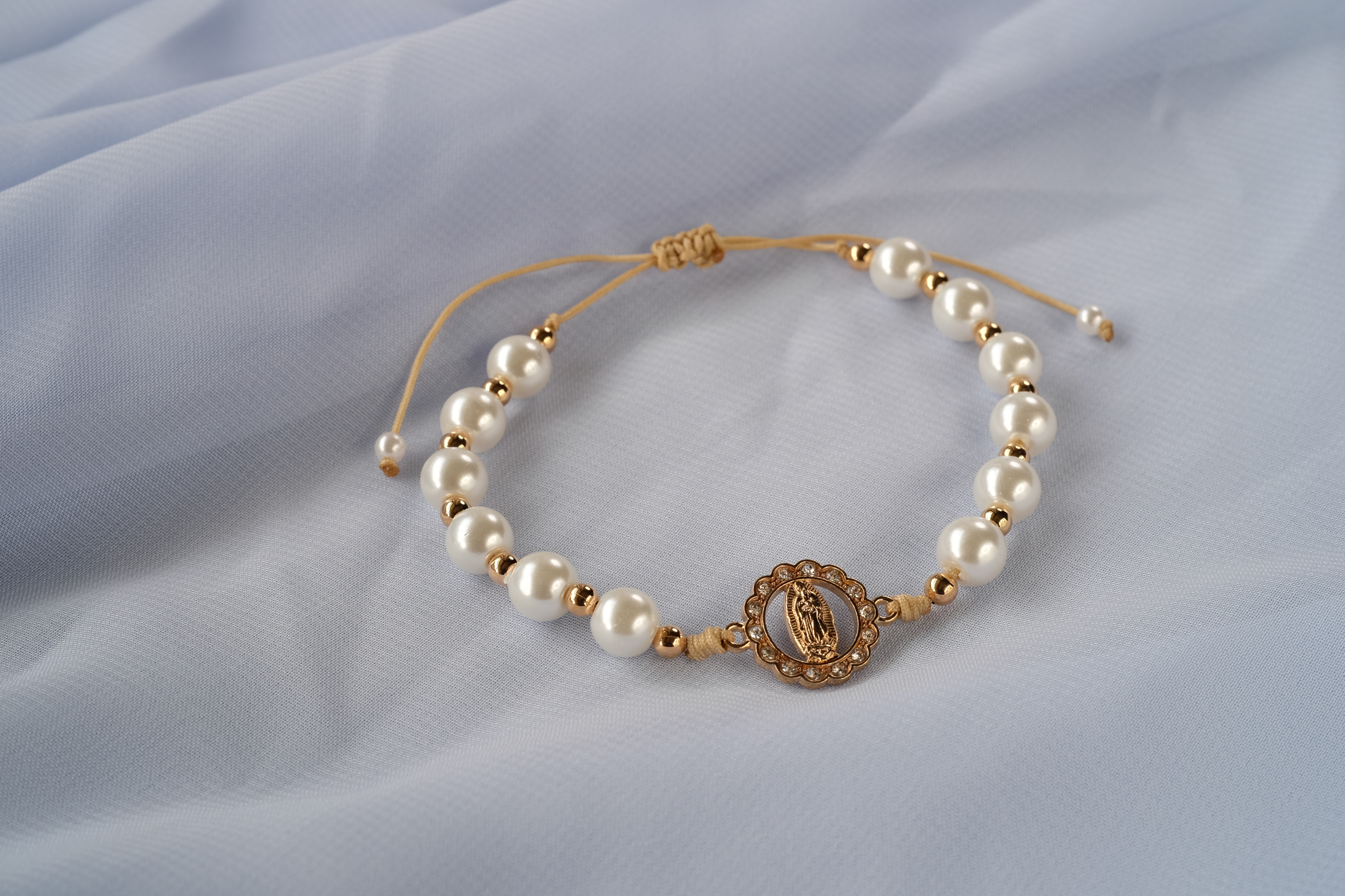 Our Lady of Guadalupe Bracelet - Cultured pearls