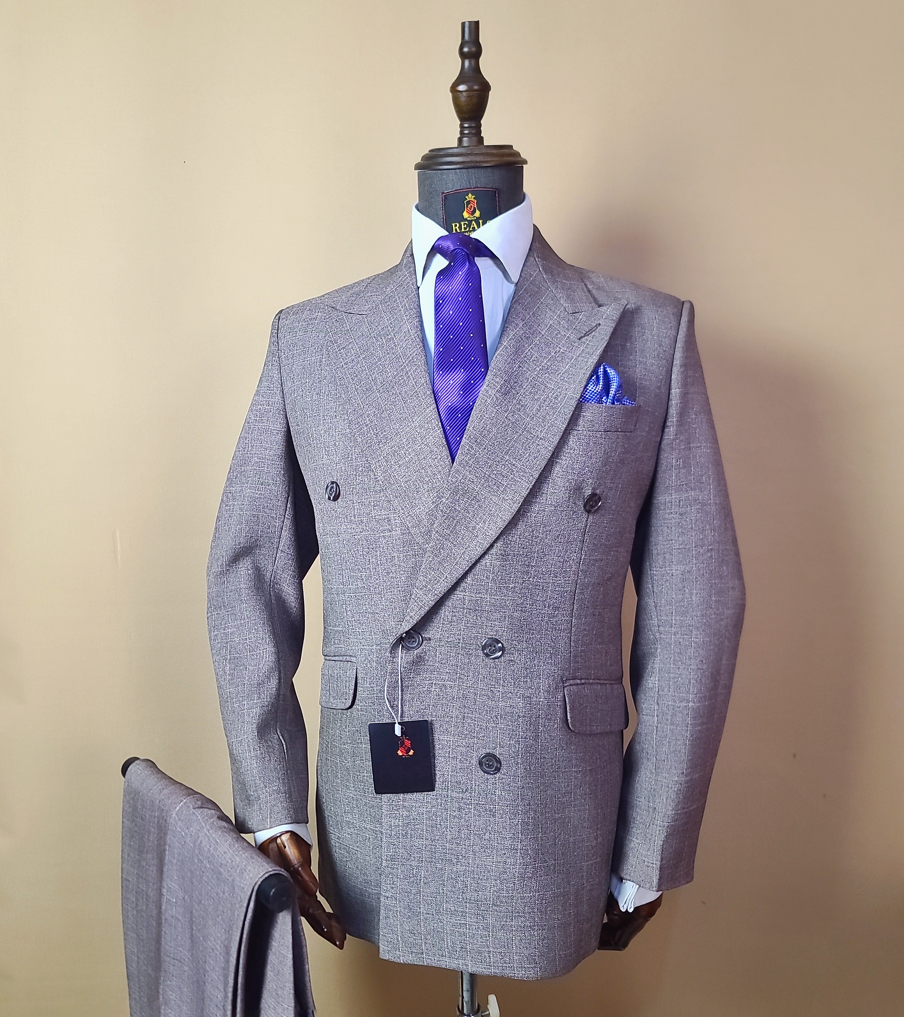Elegant Double-Breasted Brown Suit