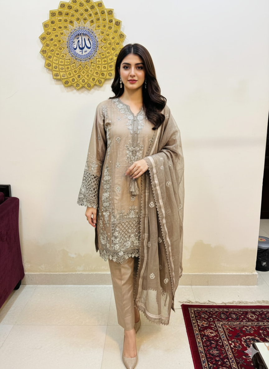 Embroidered Three-Piece Suit By Zarqun Formal 