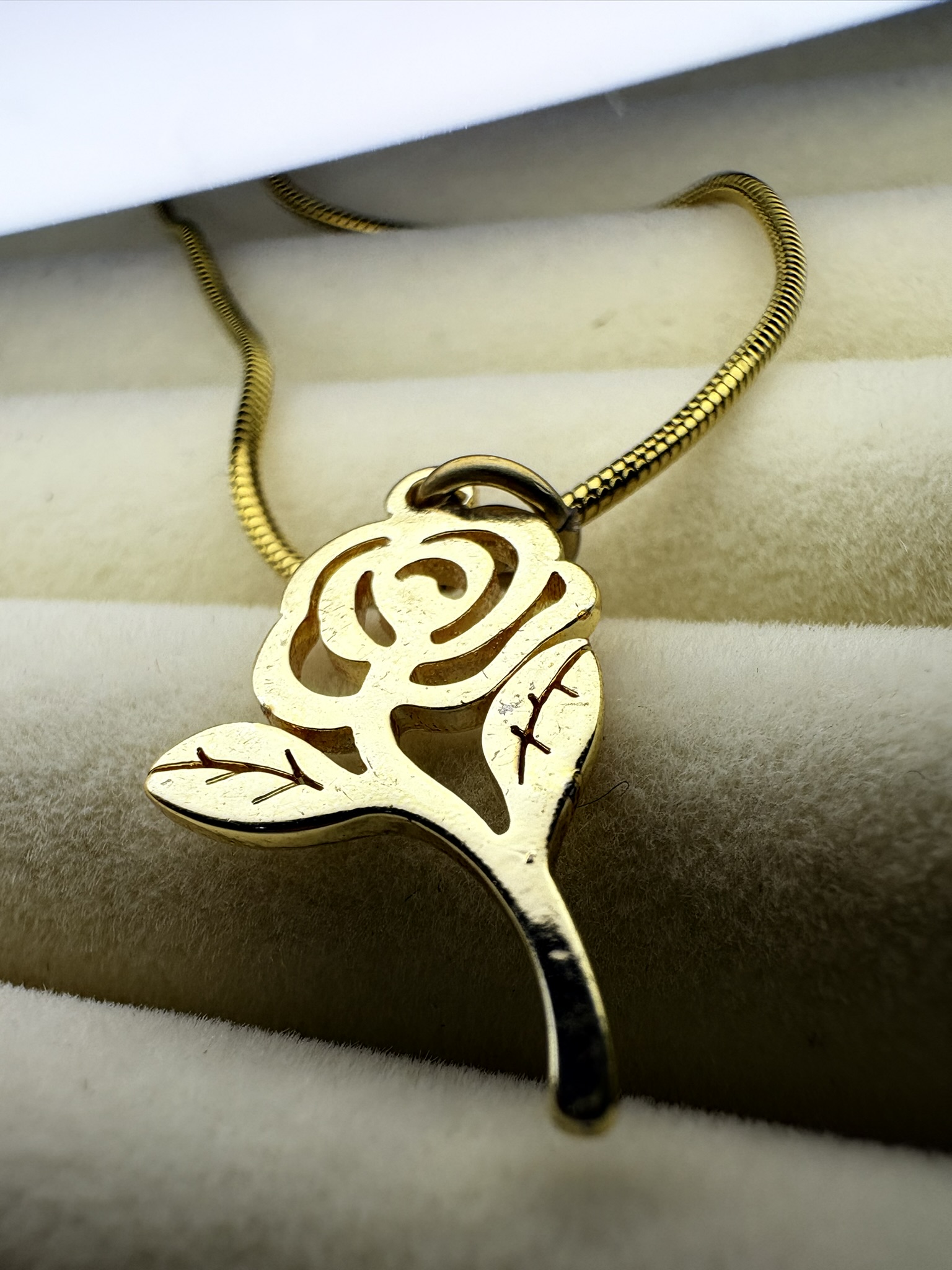 Rose Gold Pendant Necklace