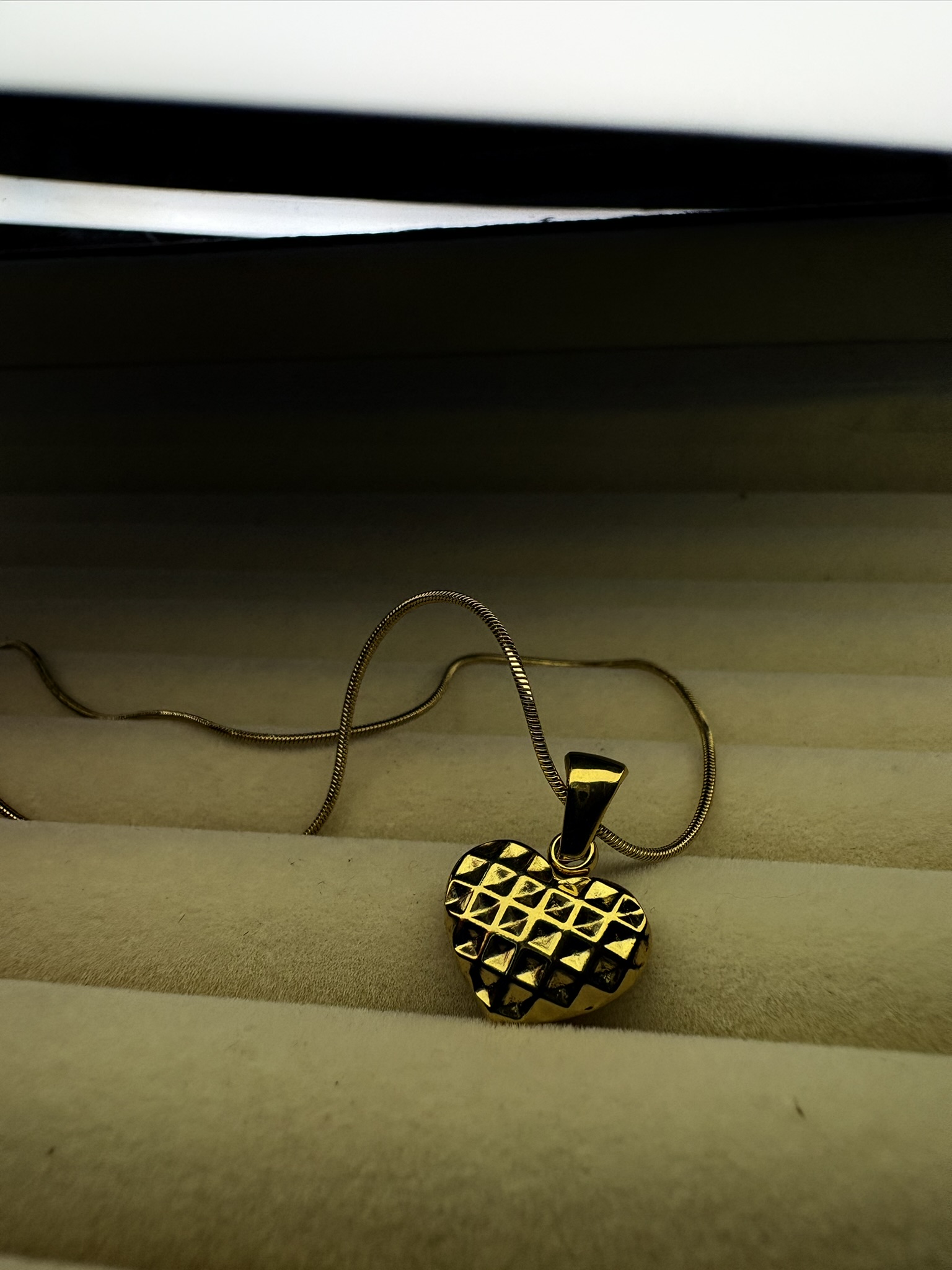 Gold Heart Pendant Necklace