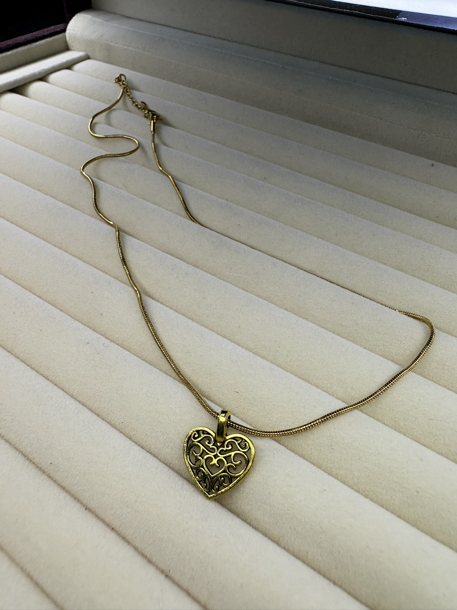 Gold Heart Pendant Necklace