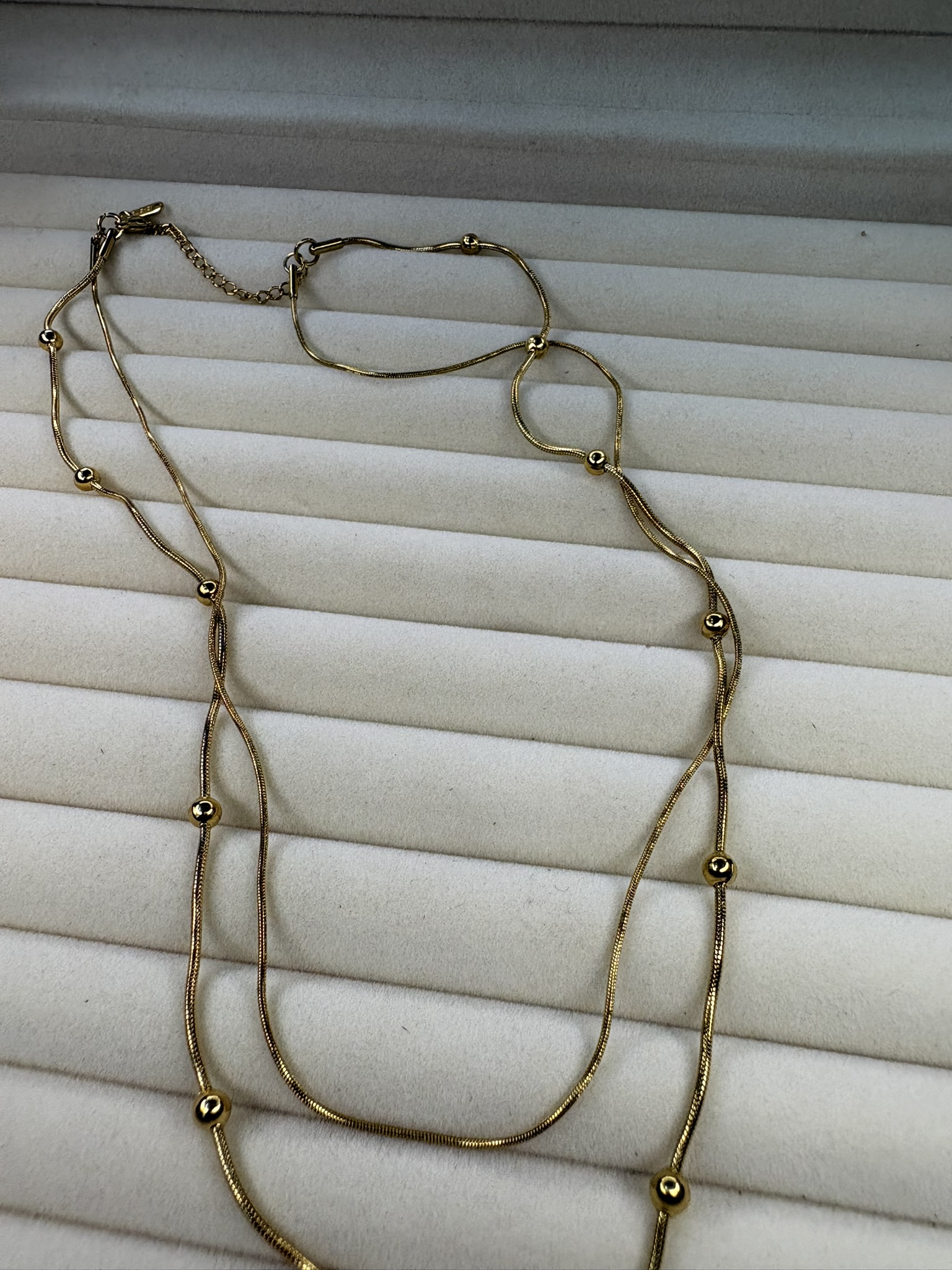 Elegant Gold Necklace