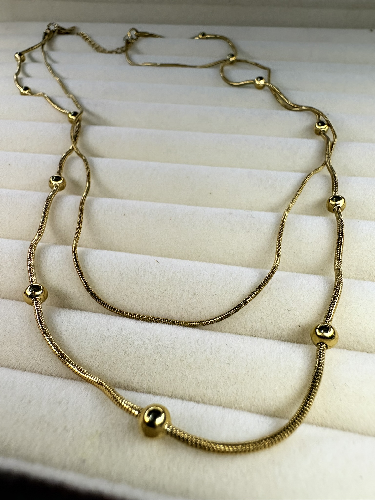 Elegant Gold Necklace
