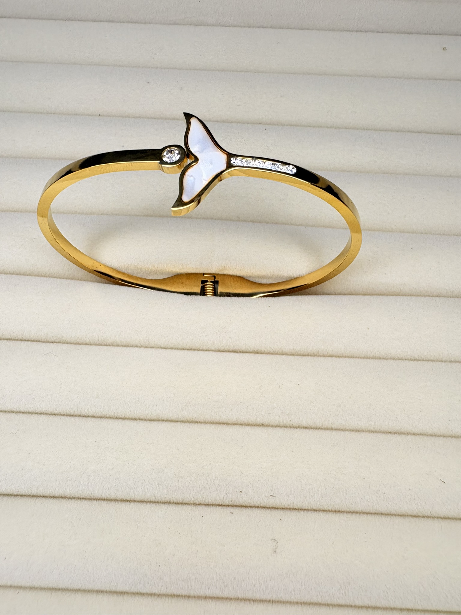 Gold Whale Tail Bracelet