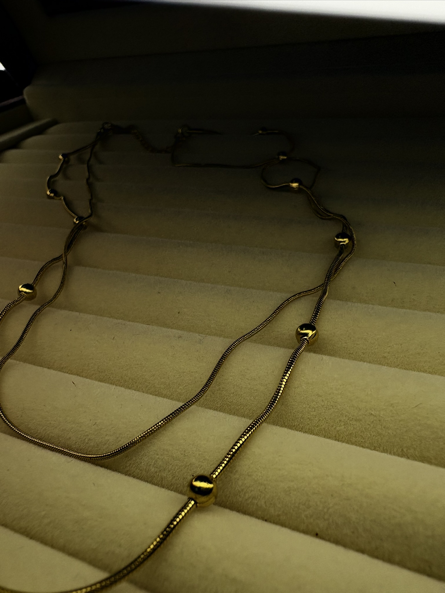 Elegant Gold Necklace