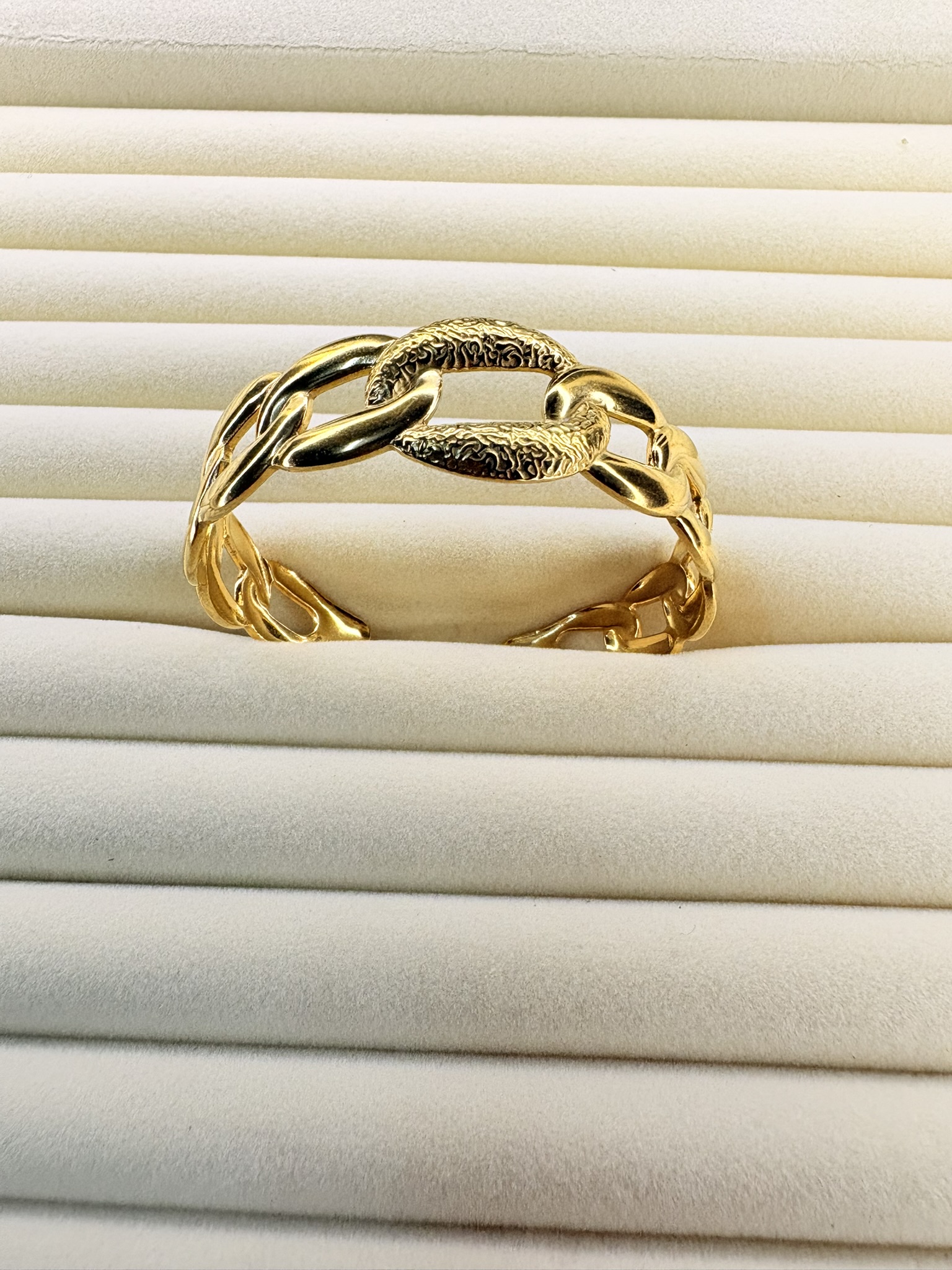 Gold Chain Link Ring