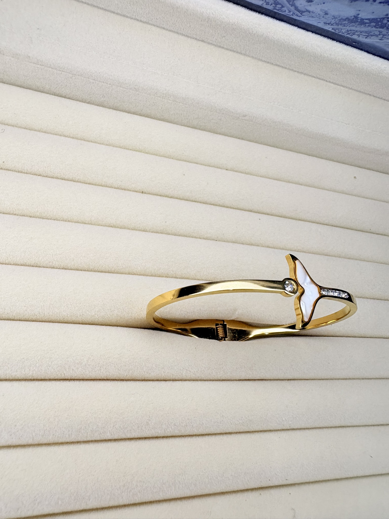 Gold Whale Tail Bracelet