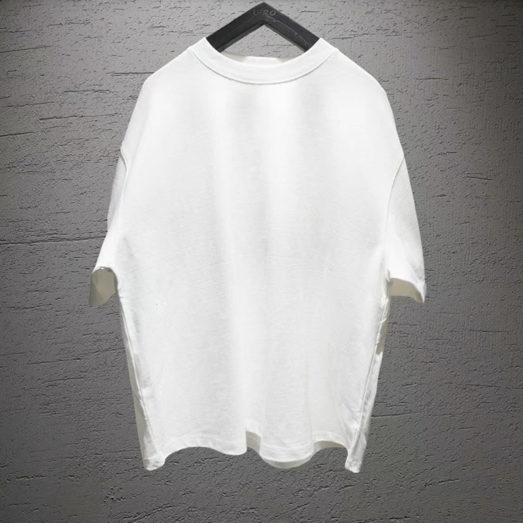 CROSS CONITNENTAL- OVERSIZE Short Sleeve T-Shirt