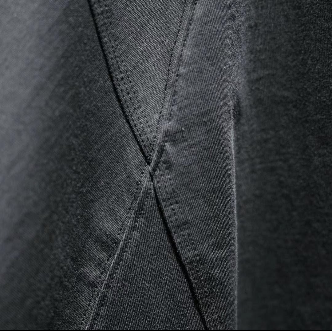 THE X KING OVERSIZED Cross cut T-Shirt