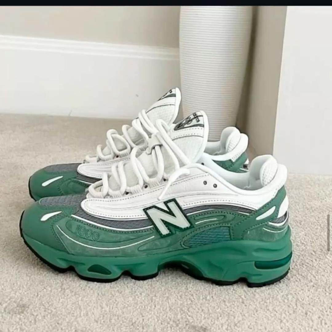  New Balance 1000