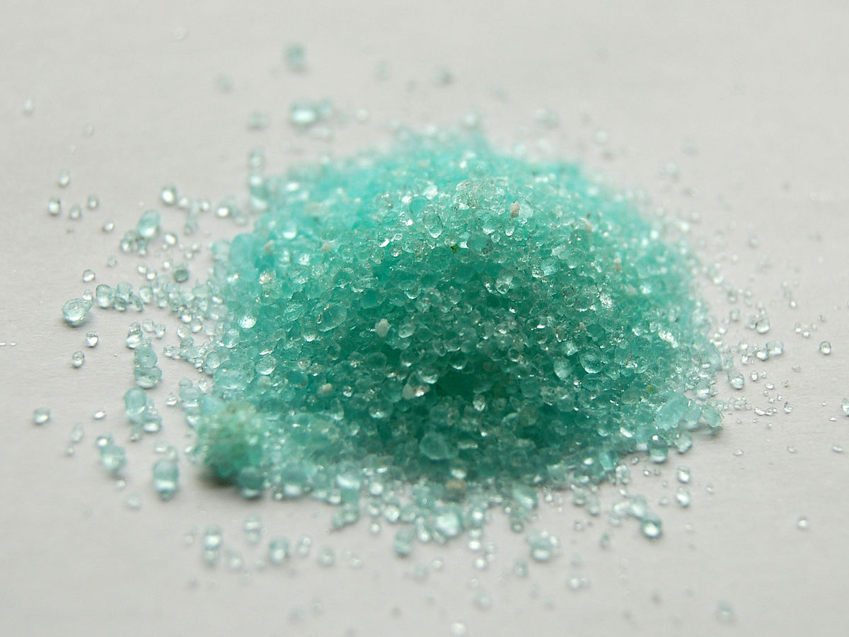 sulfato ferroso heptahidratado (FeSO₄·7H₂O)