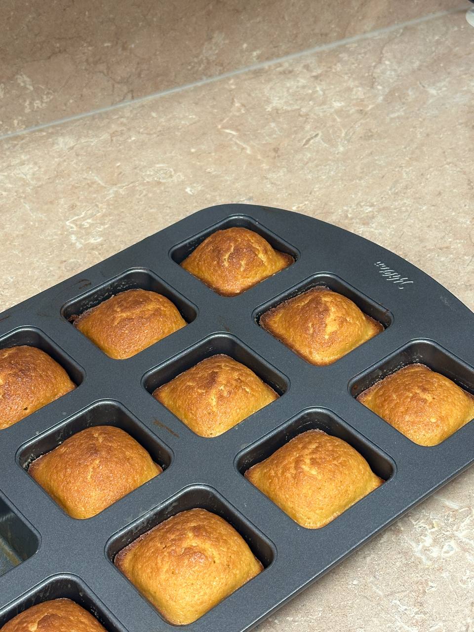 Persian Cup Cake