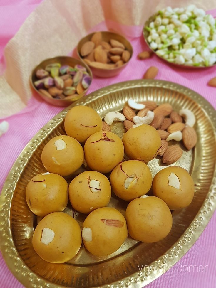 Premium Besan Laddu