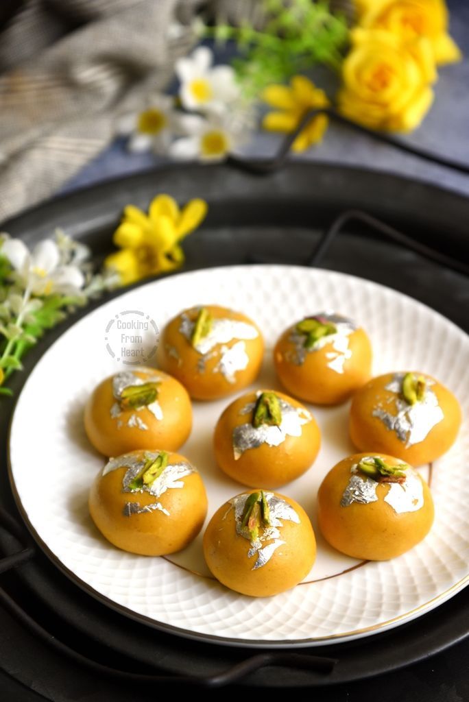 Premium Besan Laddu