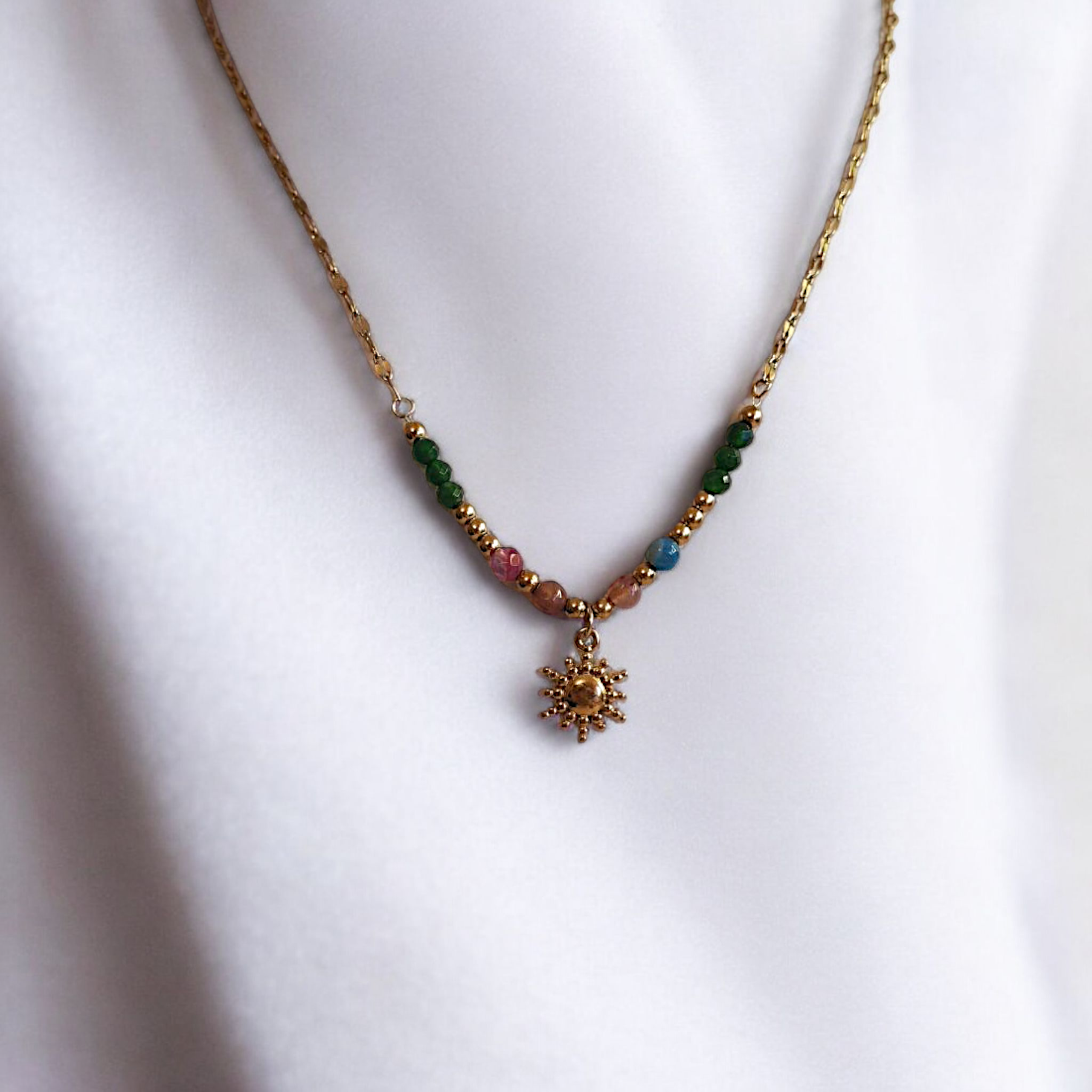 Collier doré Éliane