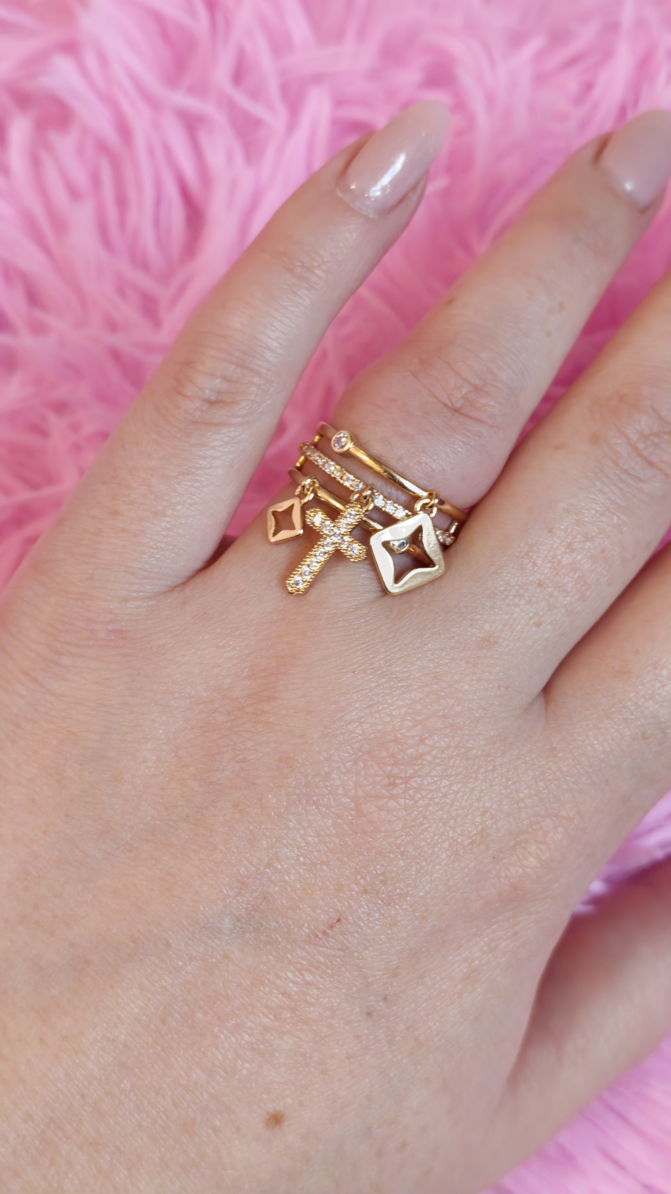 Bague dorée breloque Yvan