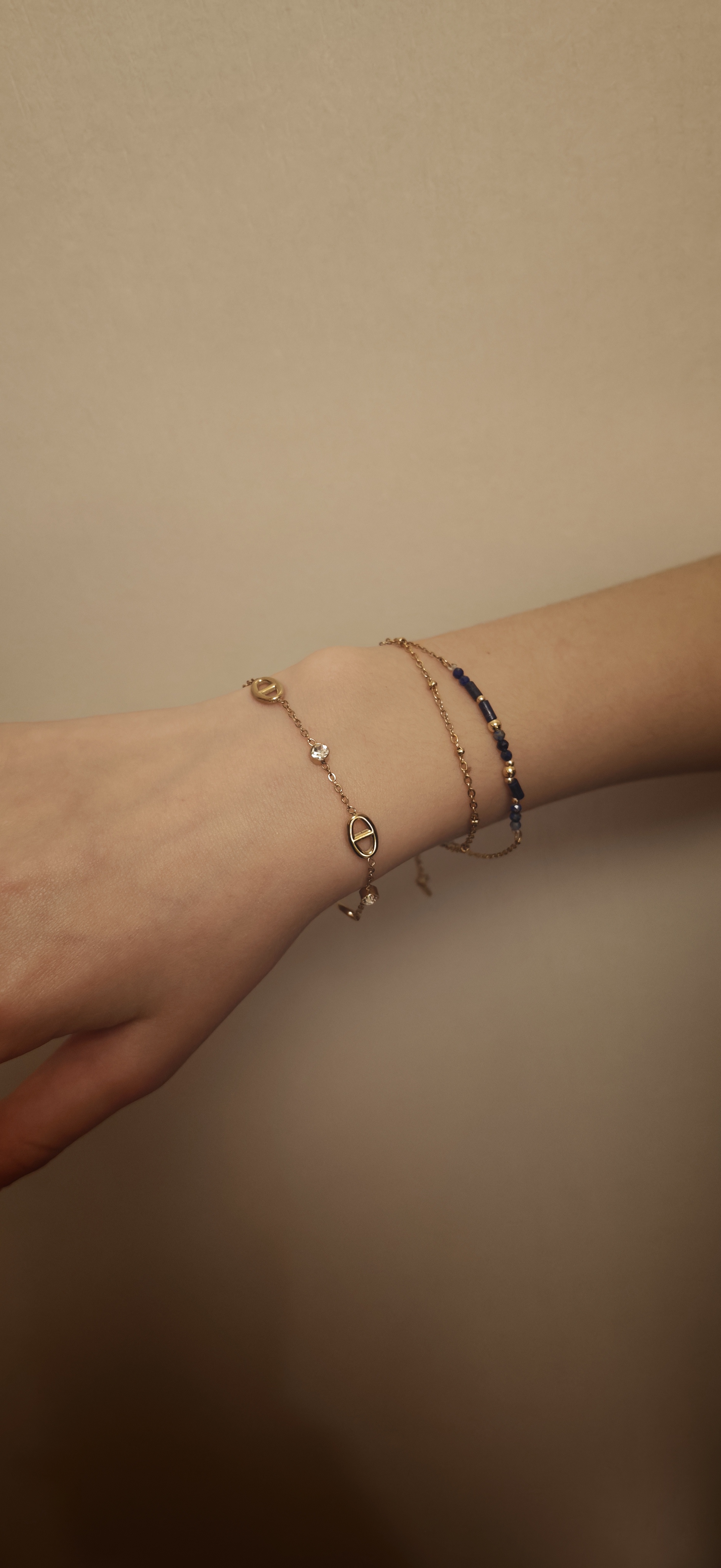 Bracelet en or avec pendentifs