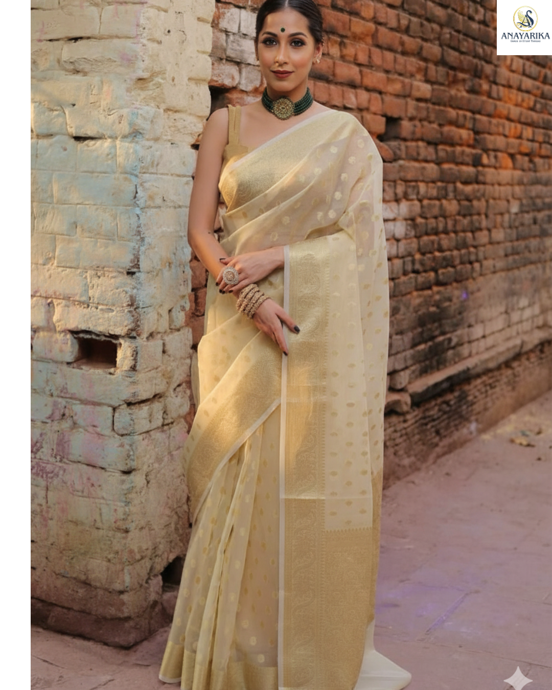 Elegant Off-White Silk Saree