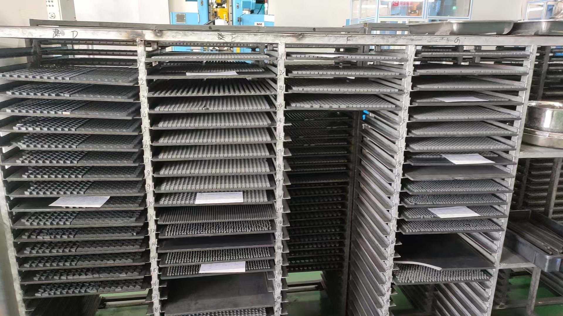 Stainless Steel Tray Rack