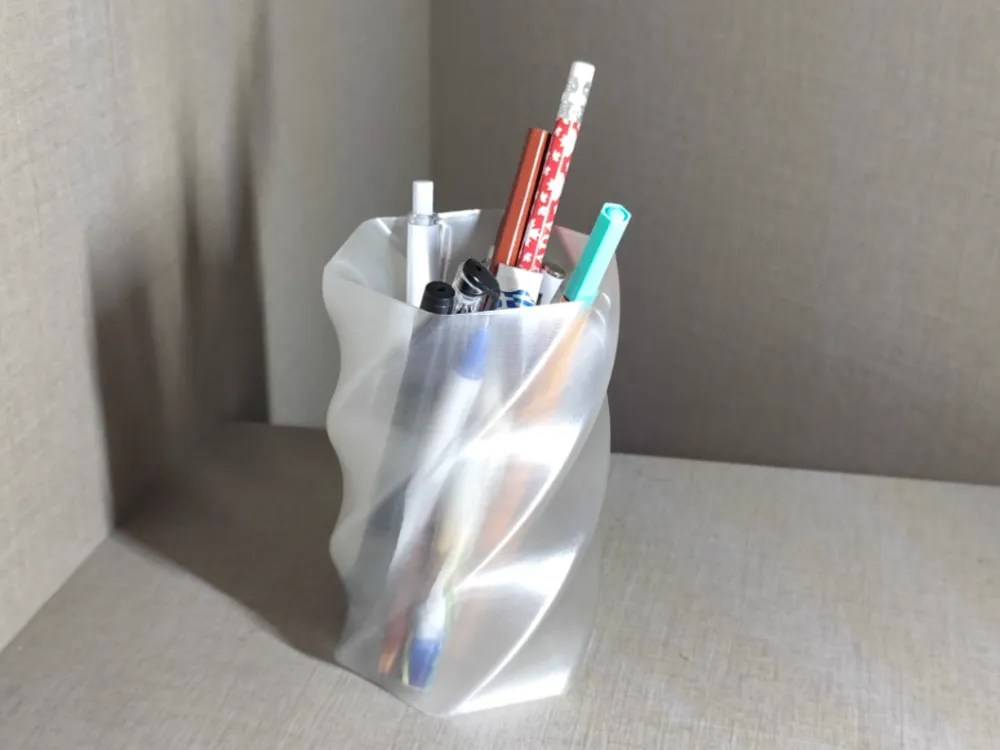 Modern Spiral Pen Holder