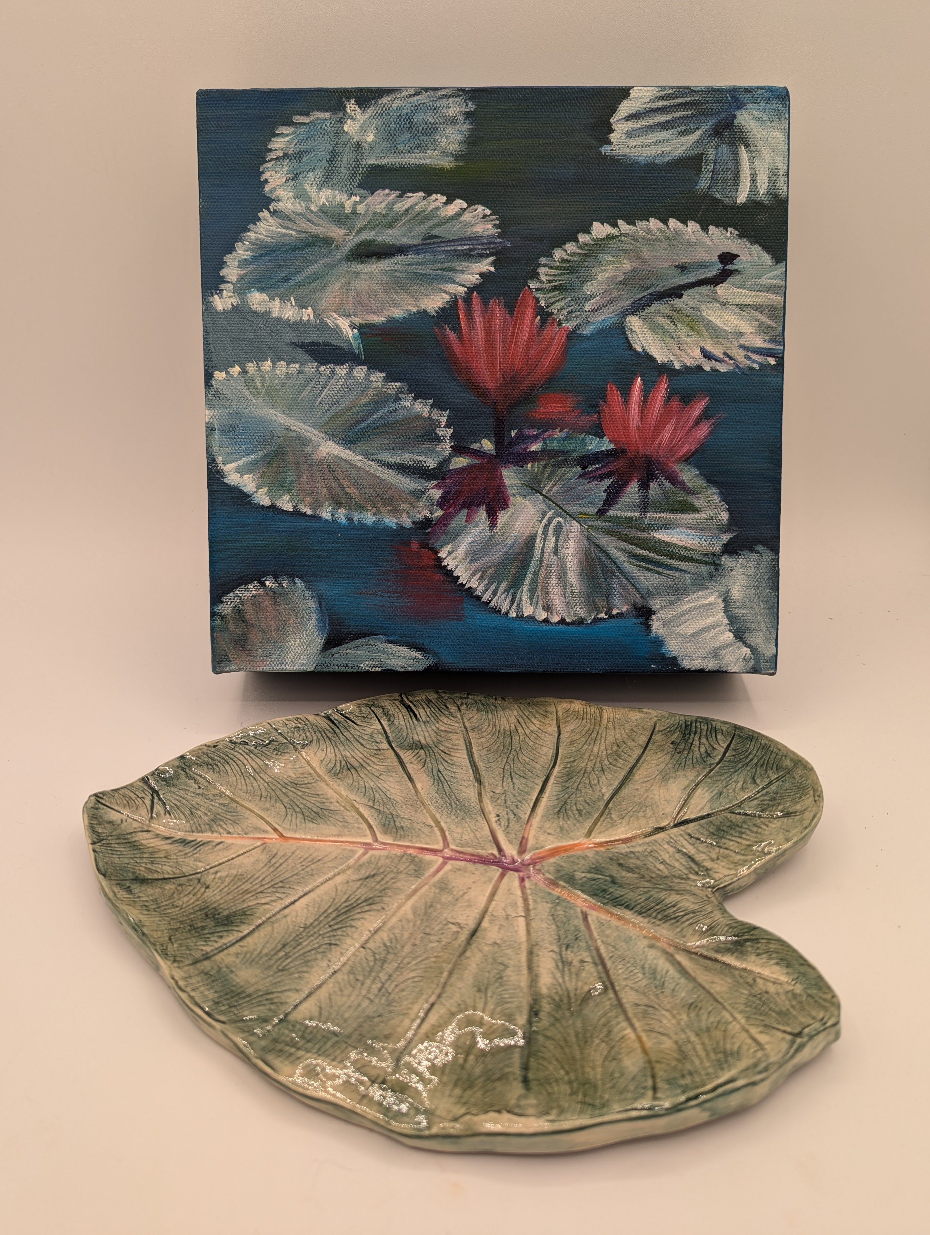 Small Elephant Ear Tray with Wrought Iron