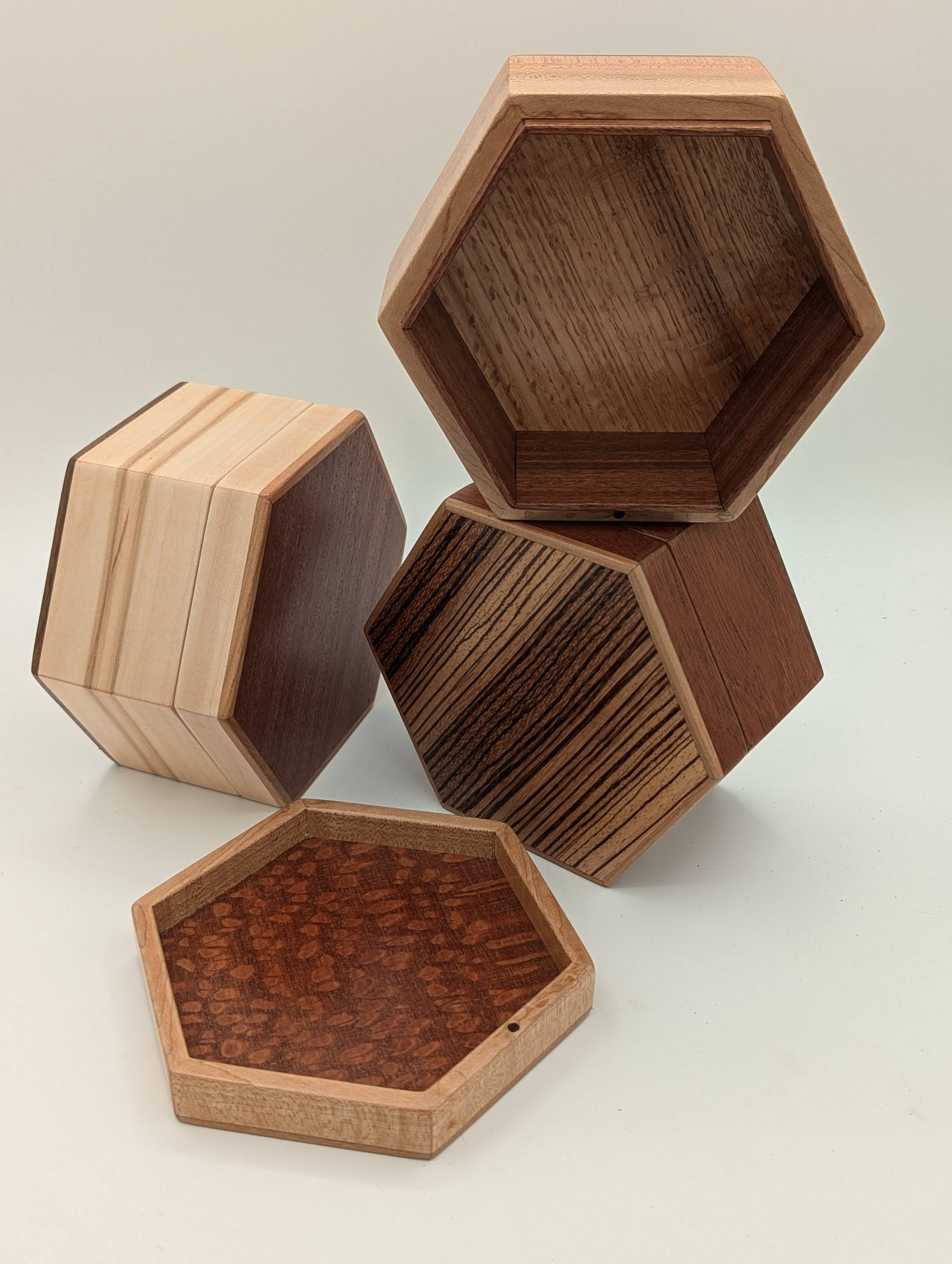 Maple Continuous Wood Grain Box