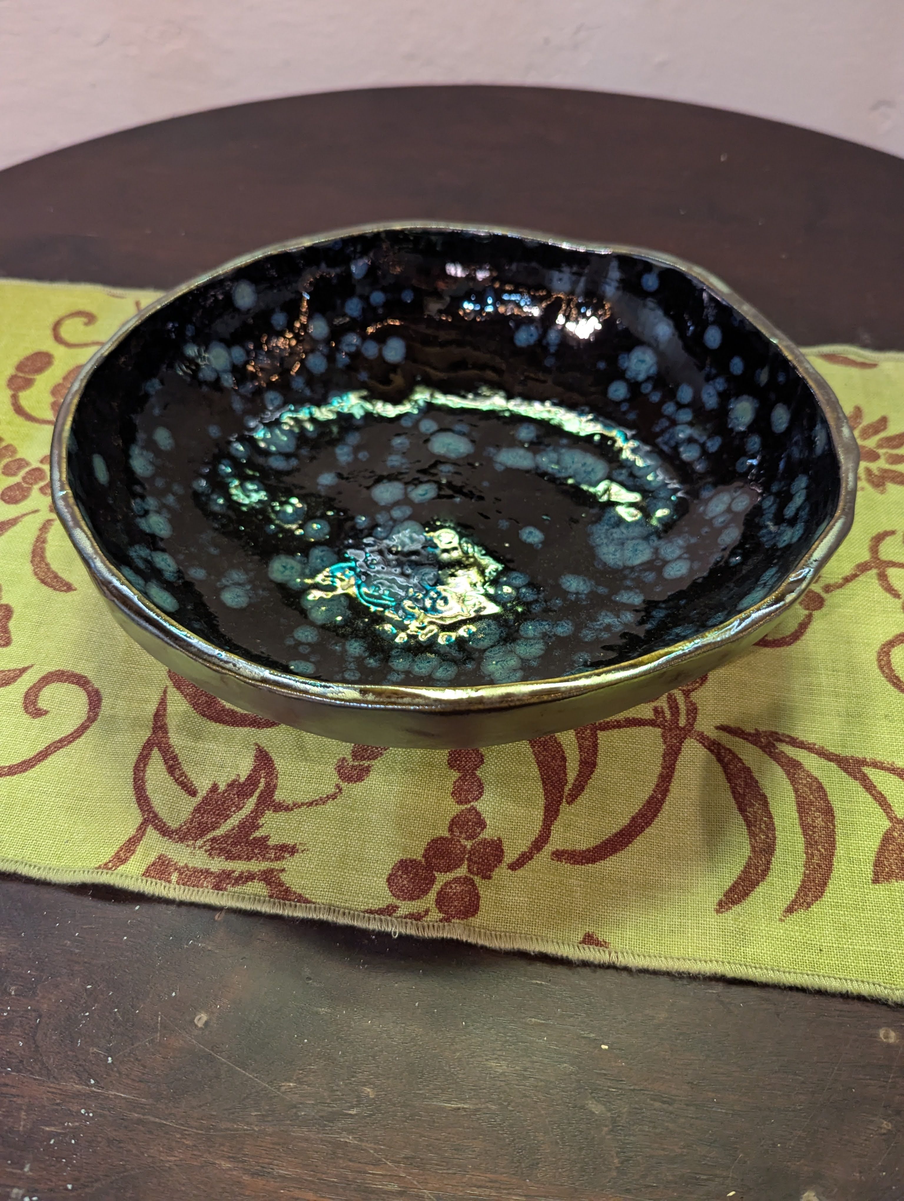 Obsidian Gourd Bowl