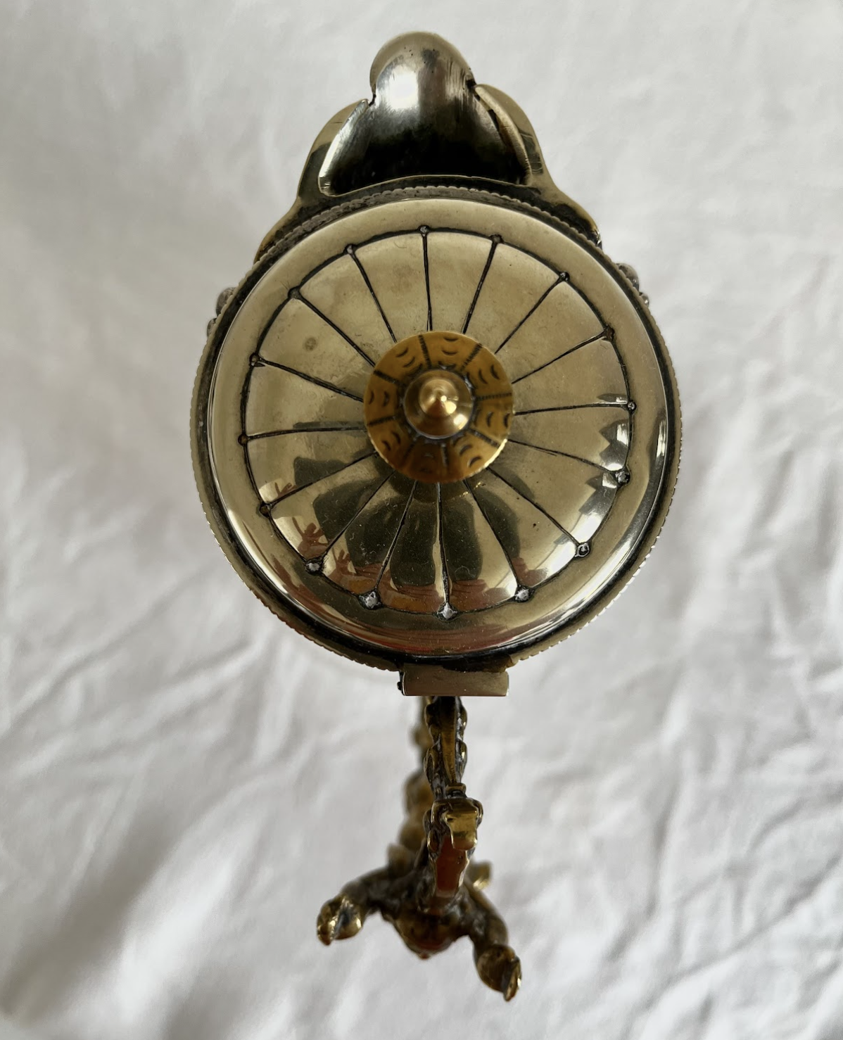 Графин с Амуром – Antique Cupid crystal decanter – Carafe en cristal à l’Amour