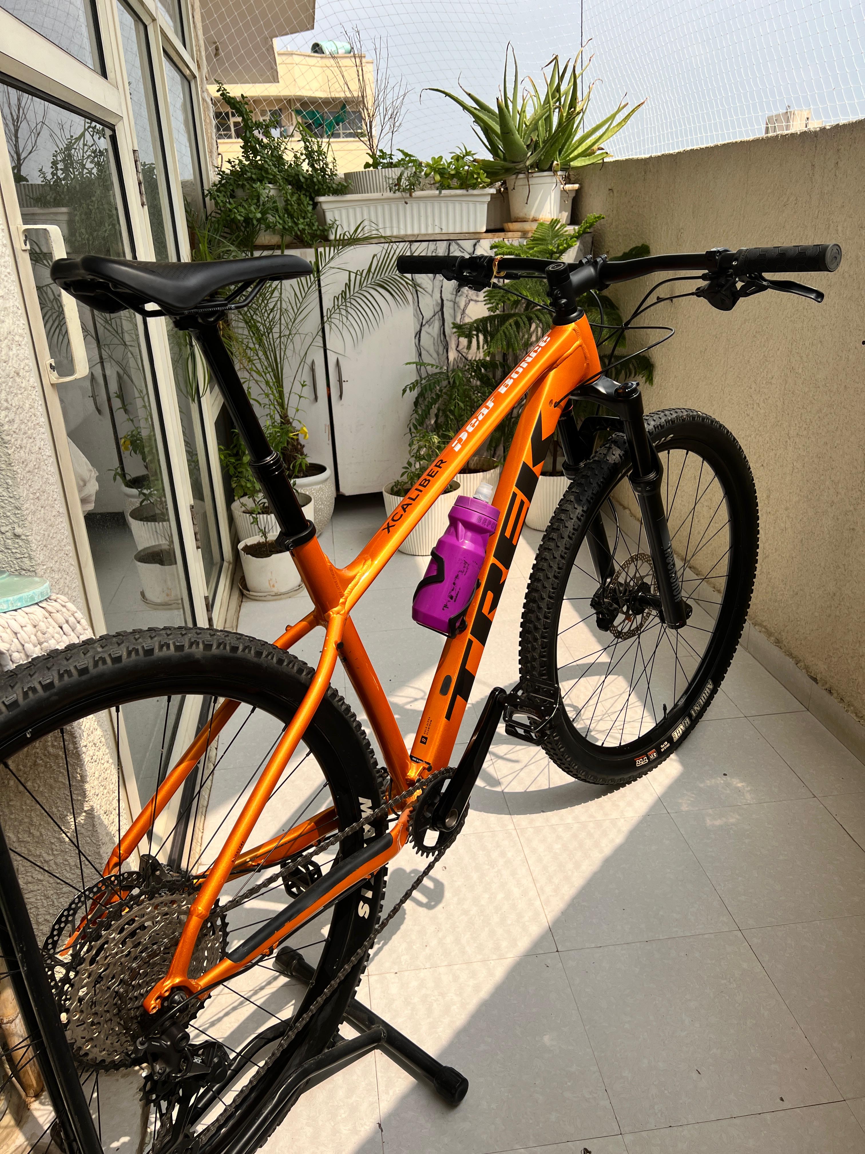 X Caliber 9 (M)