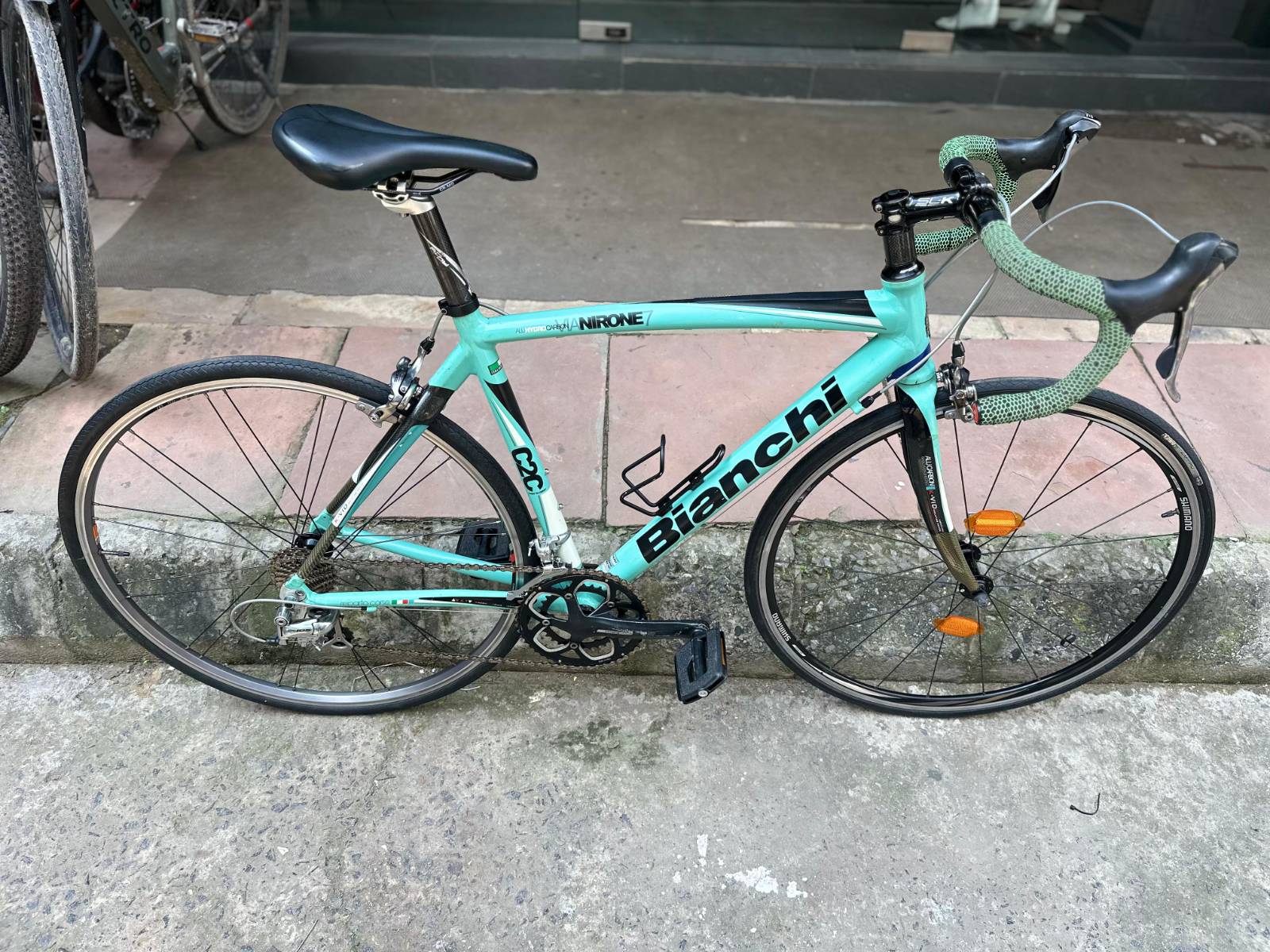 Bianchi Via Nirone 7 ALU Carbon – Shimano 105 Road Bike (Italian Design)