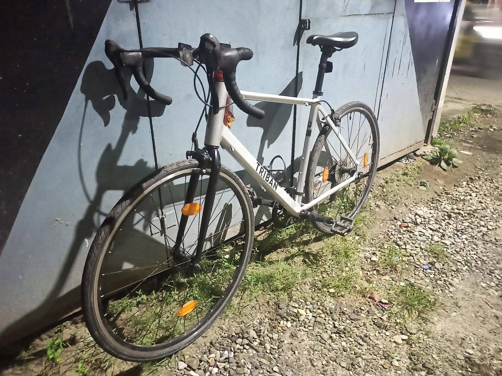 Triban Btwin  RC 100 (Large) LOCATION - Siliguri assam