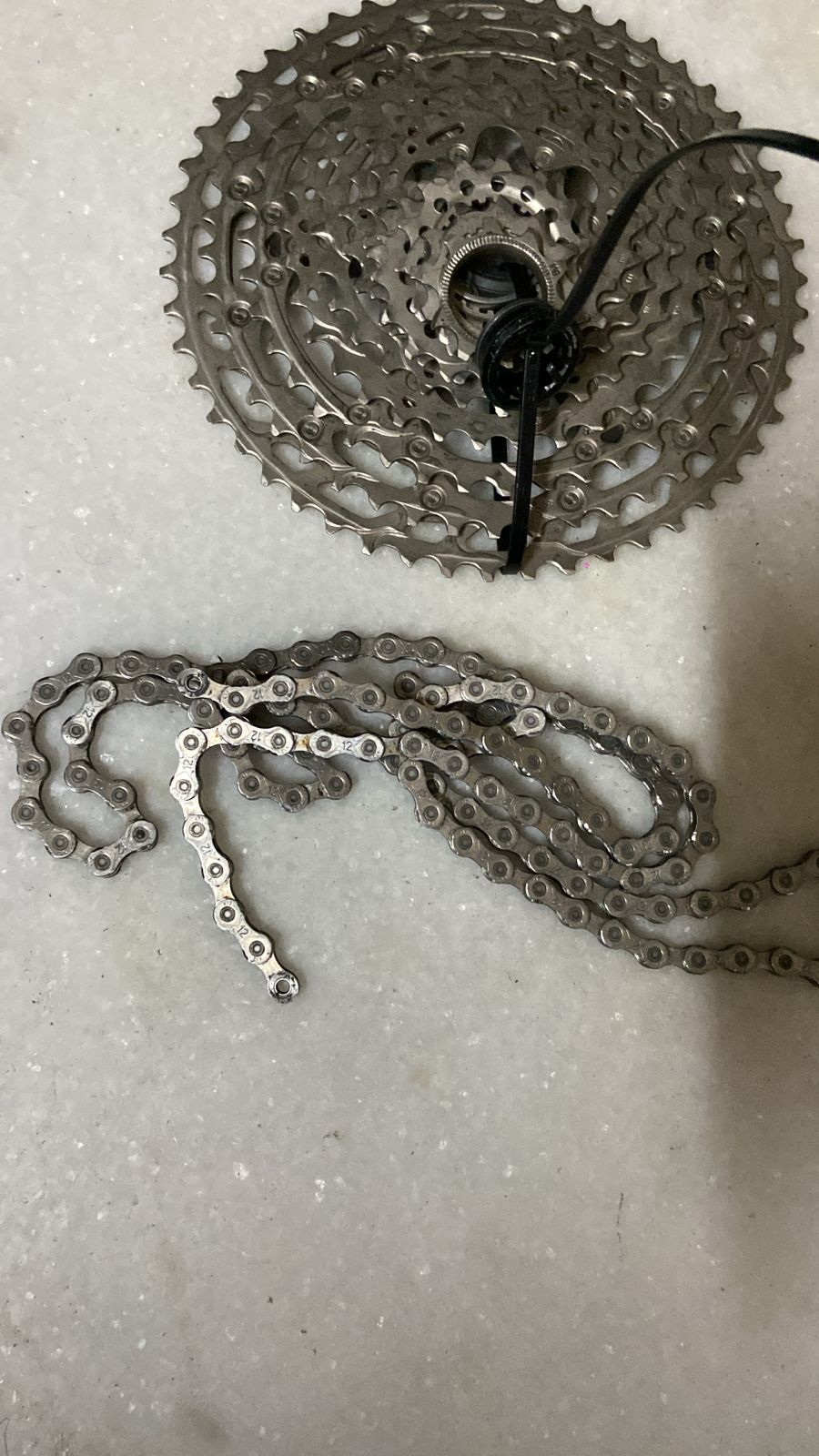 Shimano Deore 12 Speed / Chain (Used new)